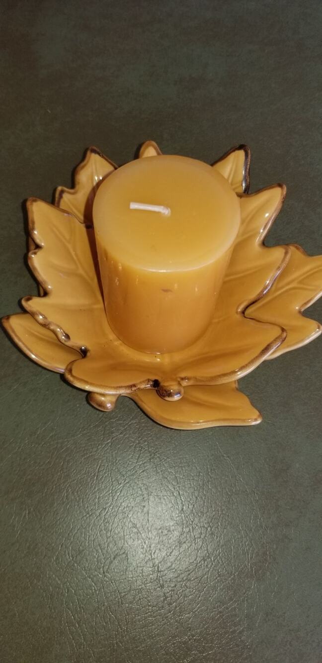 Autumn Candle with ceramic leaves dish